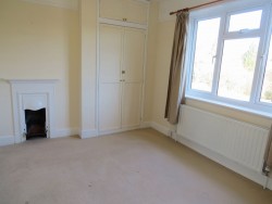 Property Image #13 of 28