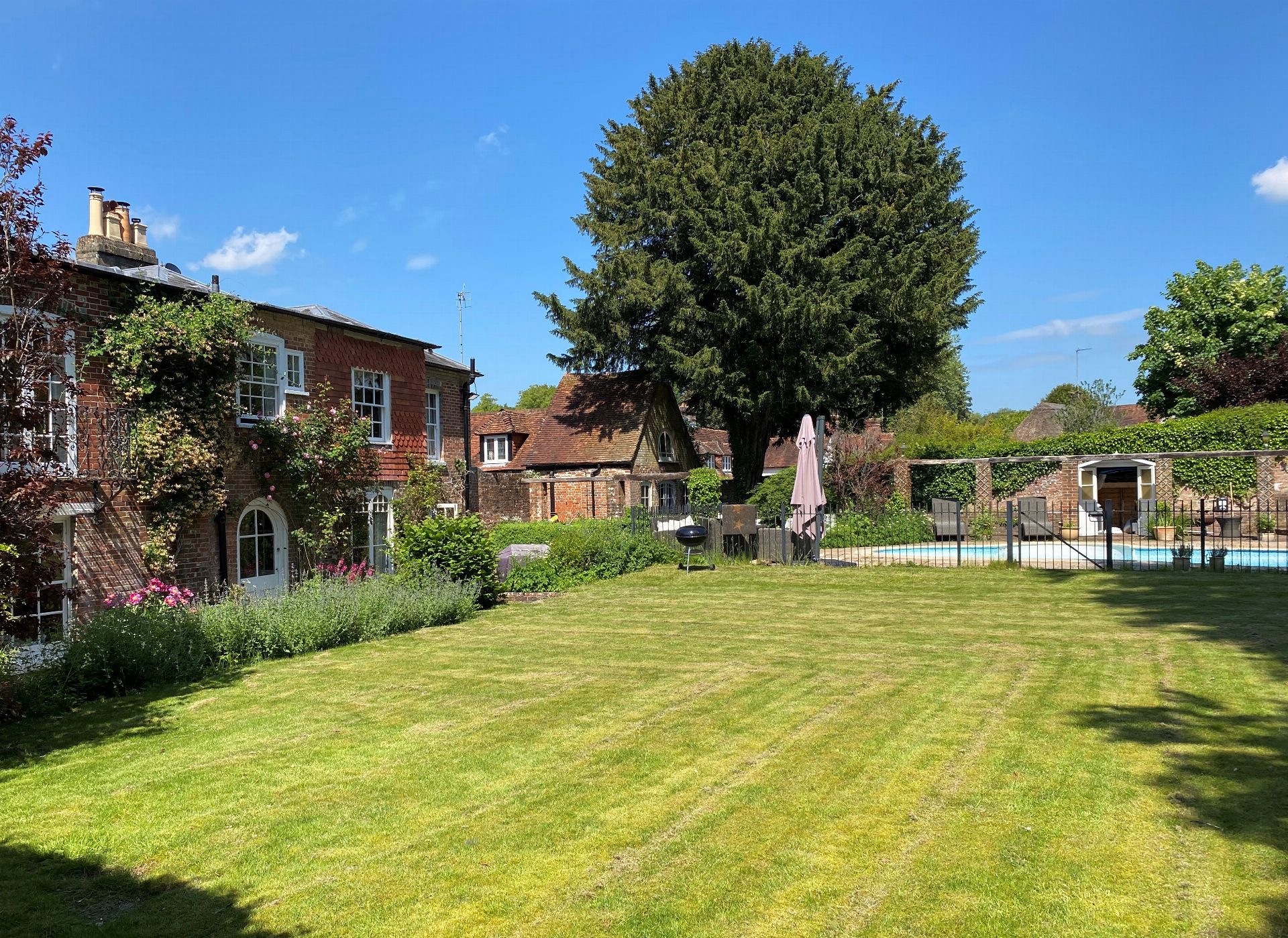 West Meon, Nr Petersfield / Winchester, Hampshire Country House Company