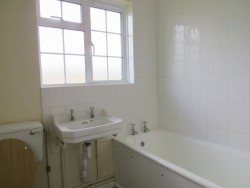 Property Image #10 of 20