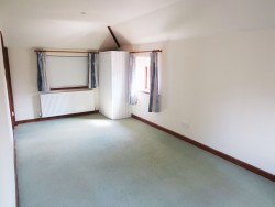 Property Image #11 of 20