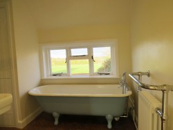 Property Image #21 of 42