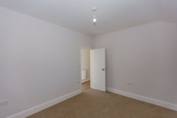 Property Image #21 of 78