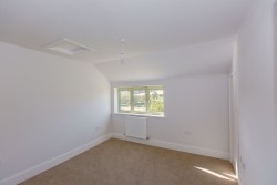 Property Image #10 of 78