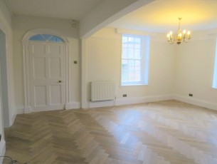 Available to let large country house in Southwick