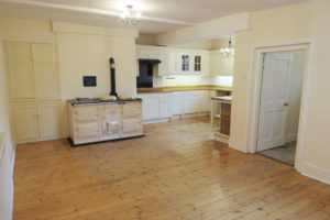 Available to let large country house in Southwick