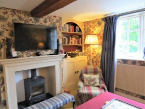 Short term let available for the winter - Beautifully furnished 4 bedroom family house in Hambledon