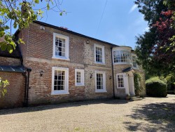 The Country House Company property for let, West Meon, Nr Petersfield/ Winchester 