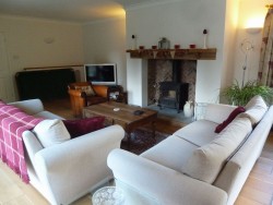 The Country House Company property for let, Hambledon, Nr Petersfield/ Winchester 