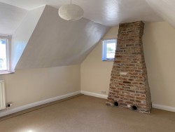 Property Image #13 of 27