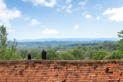 The Country House Company property for let, Hawkley, Nr Petersfield / Liss, Hampshire