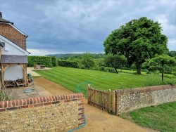 The Country House Company property for let, Noar Hill, Nr Selbourne/ Petersfield, Hampshire