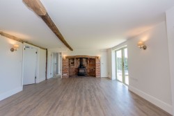 The Country House Company property for let, Noar Hill, Nr Selbourne/ Petersfield, Hampshire