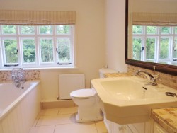 Property Image #15 of 20