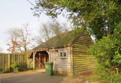 Property Image #23 of 27