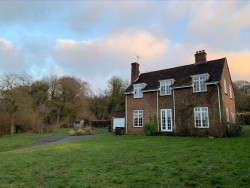 The Country House Company property for let, Newton Valence, Nr Petersfield 