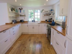 The Country House Company property for let, Monkwood, Nr Alresford/ Petersfield 