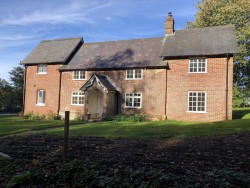 The Country House Company property for let, Colemore, Nr Petersfield 