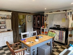Property Image #2 of 8