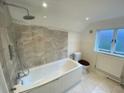 The Country House Company property for let, Petworth, Nr Chichester, Petersfield, West Sussex