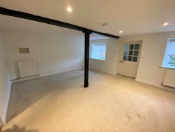 The Country House Company property for let, Petworth, Nr Chichester, Petersfield, West Sussex