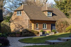 Property Image #11 of 15