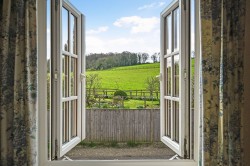Property Image #5 of 13