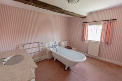 The Country House Company property for let, Colemore, Nr Petersfield / Alton, Hampshire