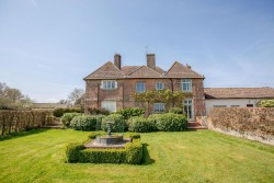 The Country House Company property for let, Colemore, Nr Petersfield / Alton, Hampshire