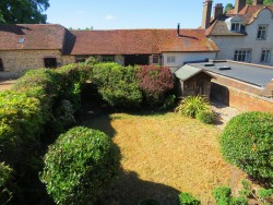 The Country House Company property for let, Liphook, Nr Milland / Midhurst / Haslemere, Hampshire