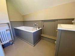Property Image #11 of 17