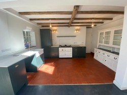 Property Image #4 of 17