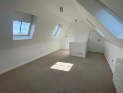 Property Image #14 of 17