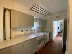 Property Image #5 of 17