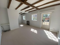 Property Image #6 of 17