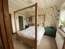 The Country House Company property for let, Catherington, Nr Hambledon / Petersfield / Winchester / Portsmouth
