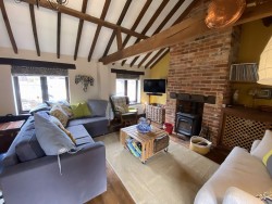 The Country House Company property for let, Catherington, Nr Hambledon / Petersfield / Winchester / Portsmouth