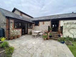 The Country House Company property for let, Catherington, Nr Hambledon / Petersfield / Winchester / Portsmouth