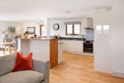 The Country House Company property for let, Liphook, Nr Milland / Midhurst / Haslemere, Hampshire