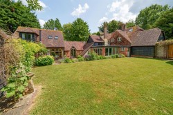 The Country House Company property for let, Bishops Waltham, Nr Winchester / Southampton, Hampshire