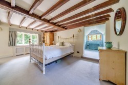 The Country House Company property for let, Bishops Waltham, Nr Winchester / Southampton, Hampshire