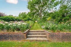 The Country House Company property for let, Bishops Waltham, Nr Winchester / Southampton, Hampshire