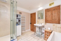The Country House Company property for let, Bishops Sutton, Alresford, Hampshire
