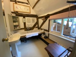 Property Image #11 of 12