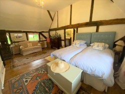 Property Image #8 of 12
