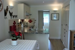 Property Image #5 of 9