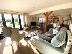 The Country House Company property for let, Greatham, Liss Hampshire