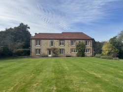Property Image #14 of 16