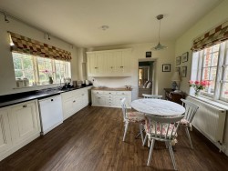 Property Image #2 of 16