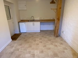 Property Image #5 of 13