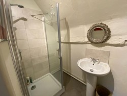 Property Image #11 of 14